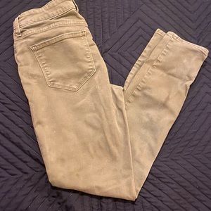 Olive green size 6 old navy rockstar skinny jeans
